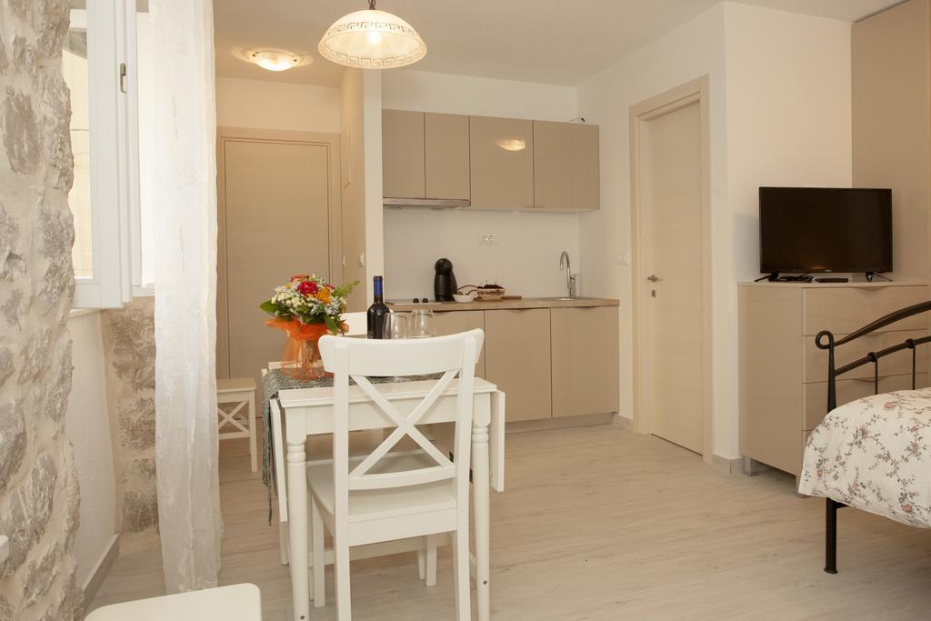 Apartmani Luca スプリト エクステリア 写真